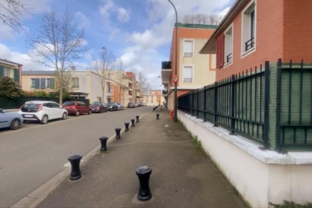 Appartamento Les Grenats Conflans-Sainte-Honorine Esterno foto
